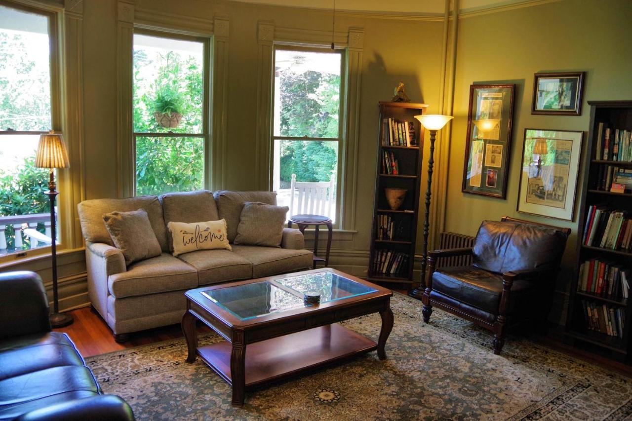 Beaufort House Bed & Breakfast Asheville