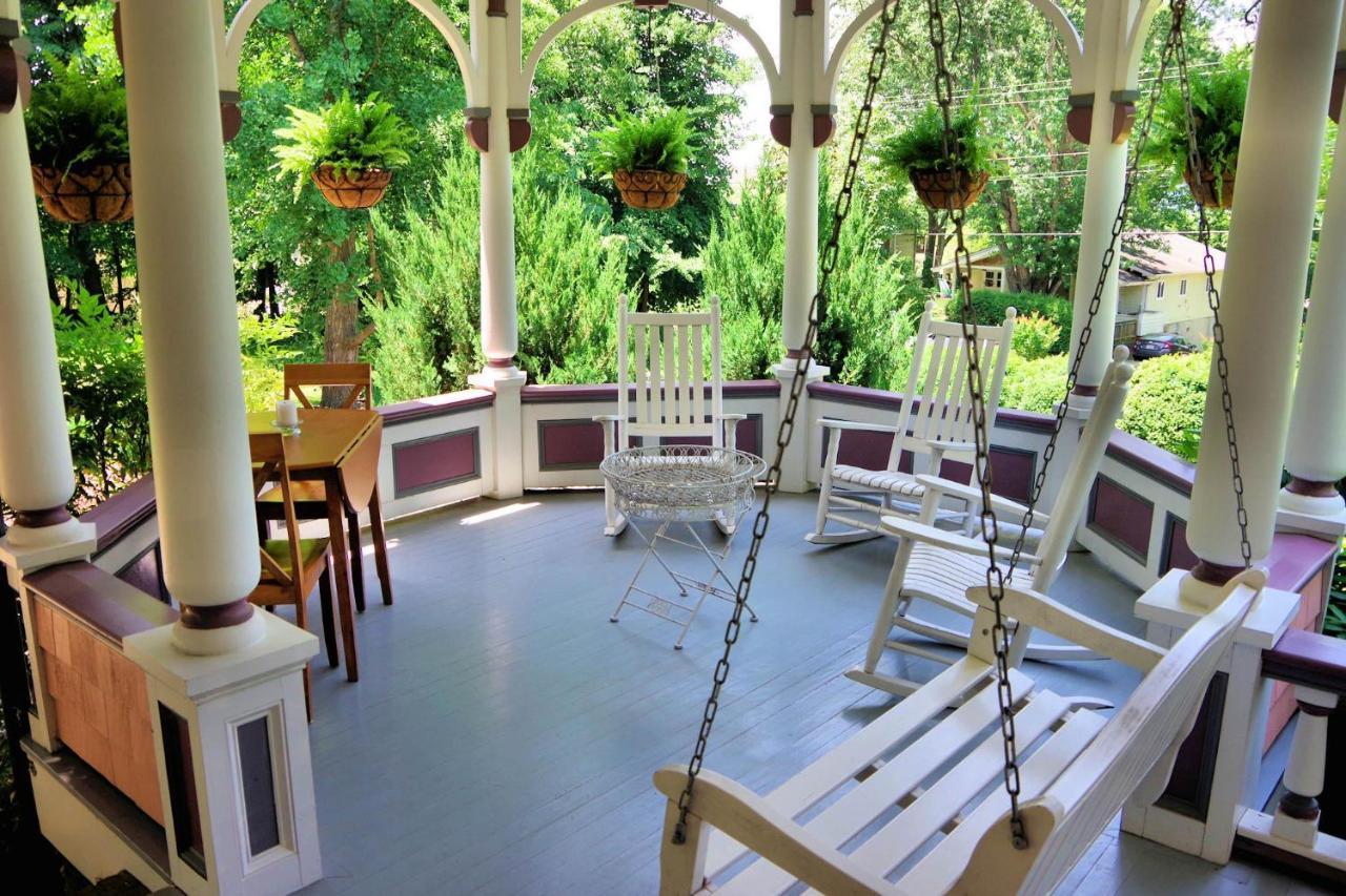 Beaufort House Bed & Breakfast
